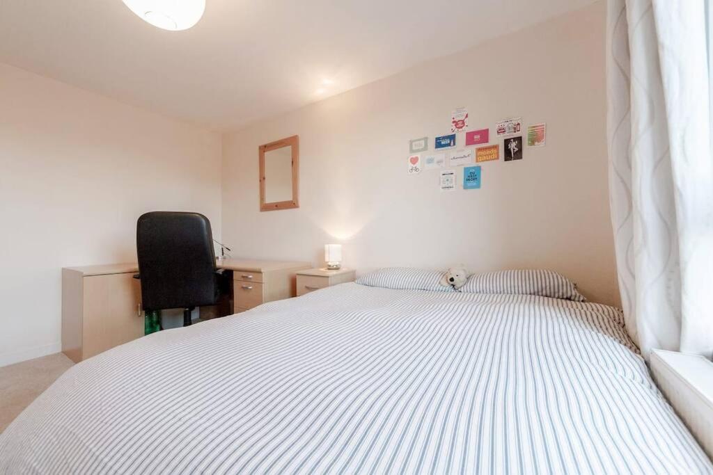Spacious Two Double Bedroom Flat London Exterior photo